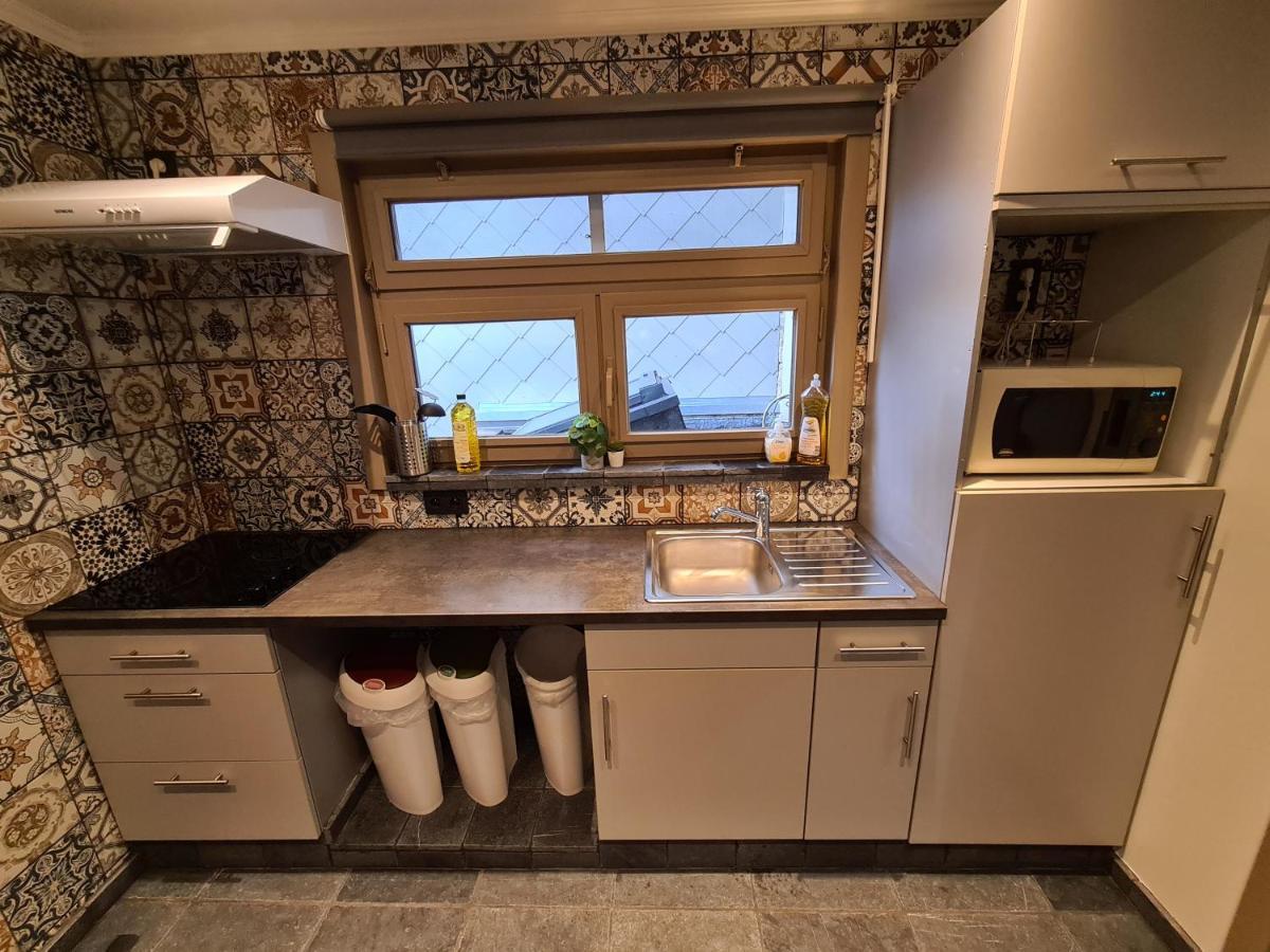 Beautiful Apartment Met Zicht Damse Vaart @Brugge Bagian luar foto