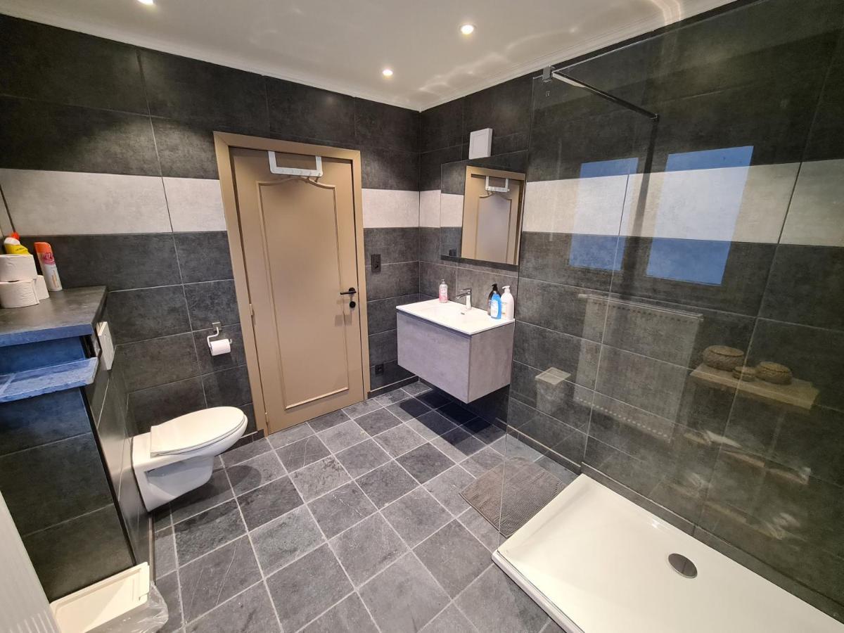 Beautiful Apartment Met Zicht Damse Vaart @Brugge Bagian luar foto